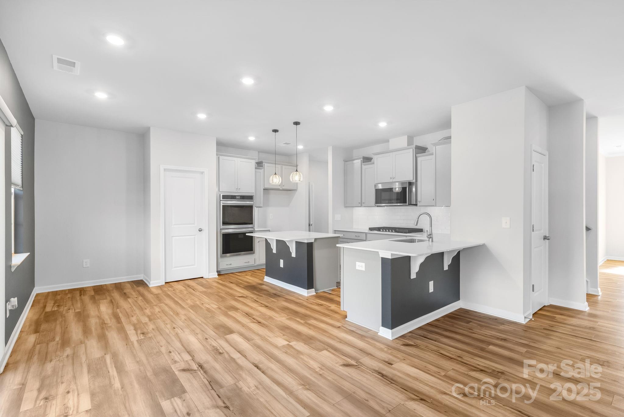 Elizabeth - Residential