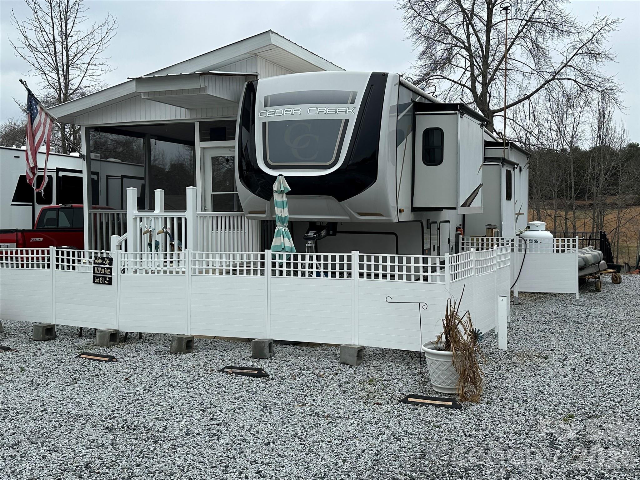 Badin Shores Resort - Residential