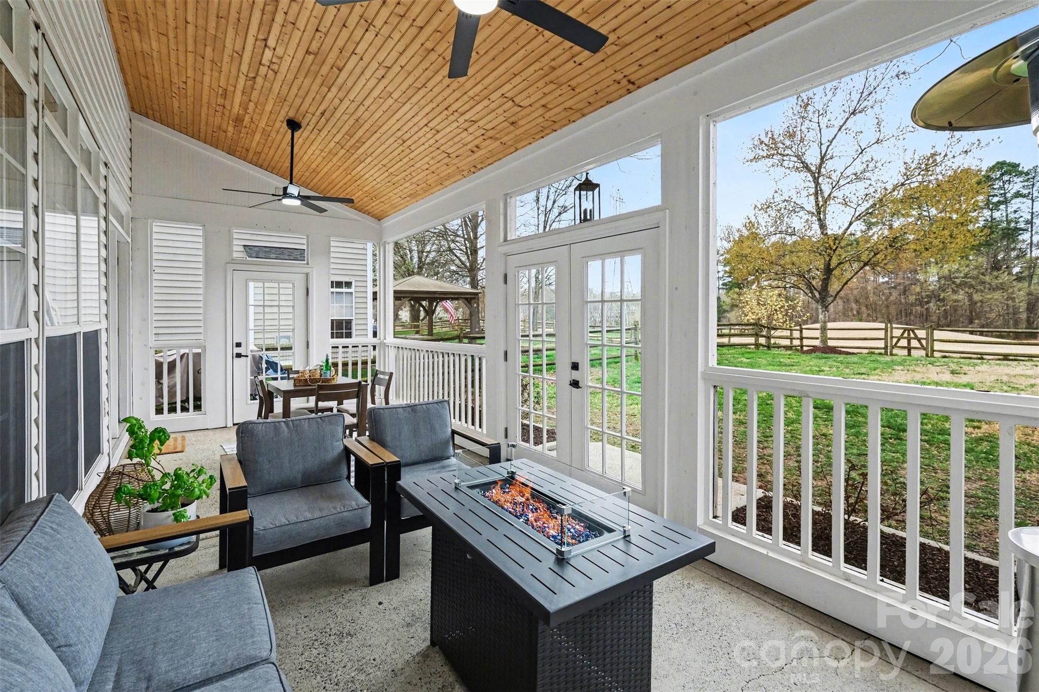 Highland Creek - Residential