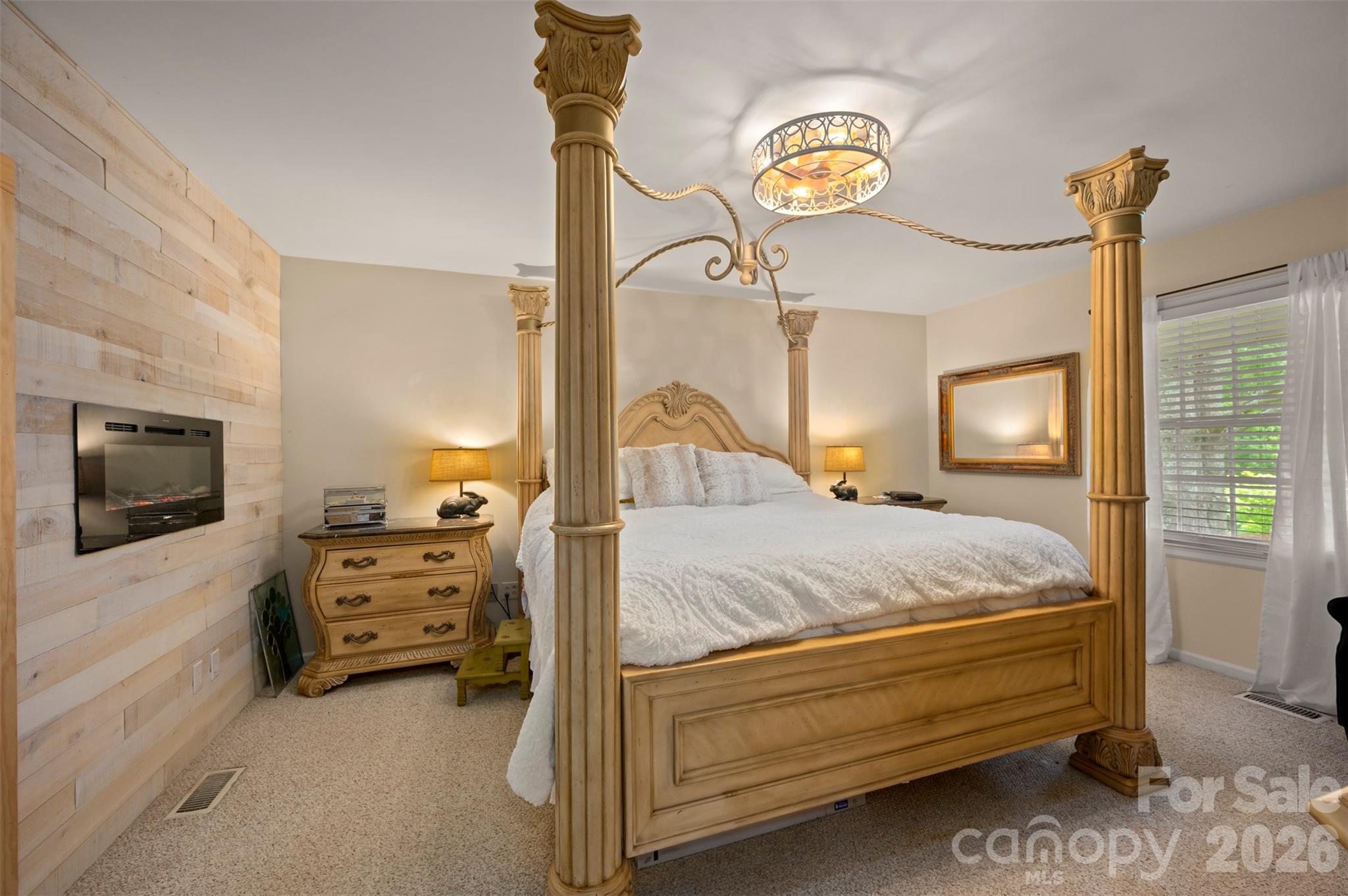 Persimmon Hill - Residential