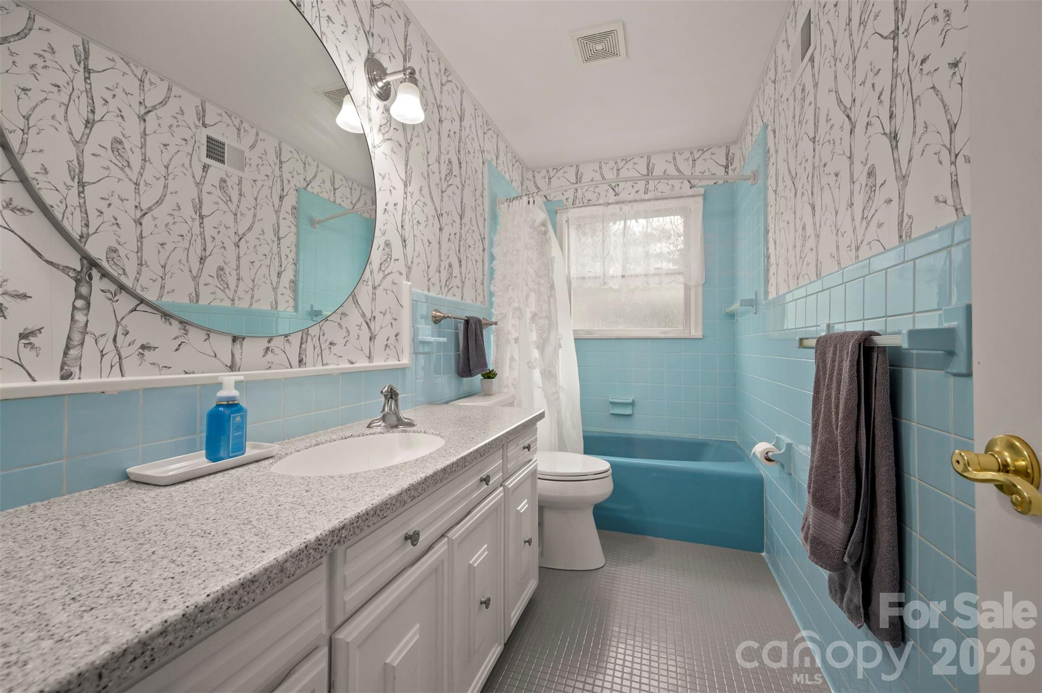 Persimmon Hill - Residential