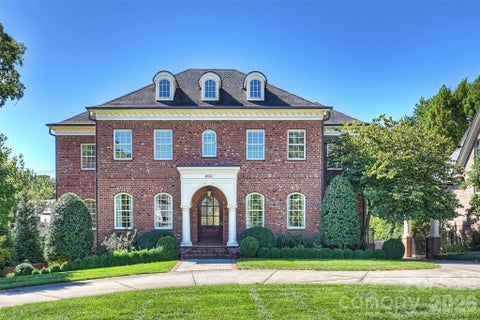 Photo of 200 Huntley Place, Charlotte, NC 28207 (MLS # 4429607)