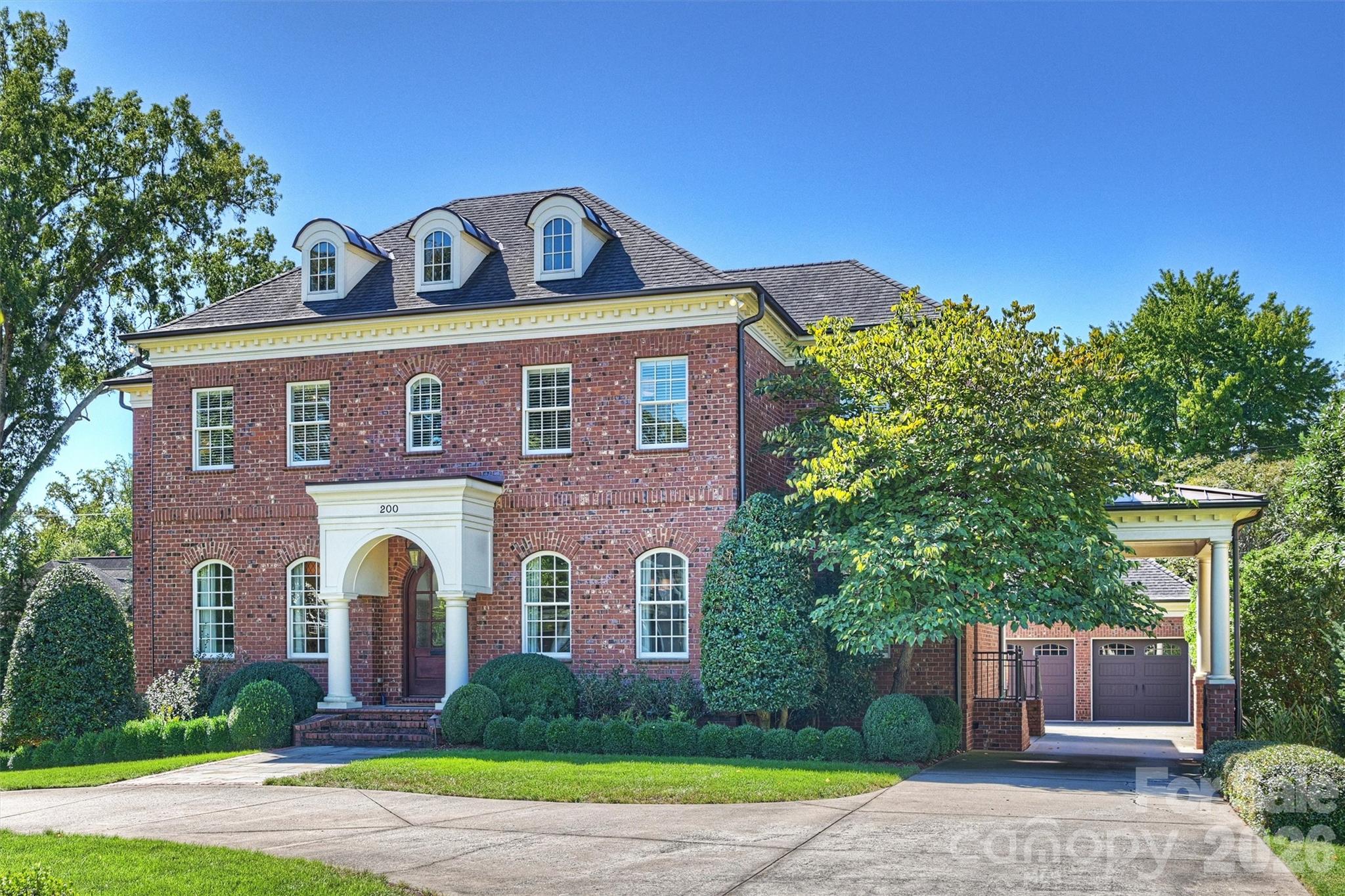 200 Huntley Place
