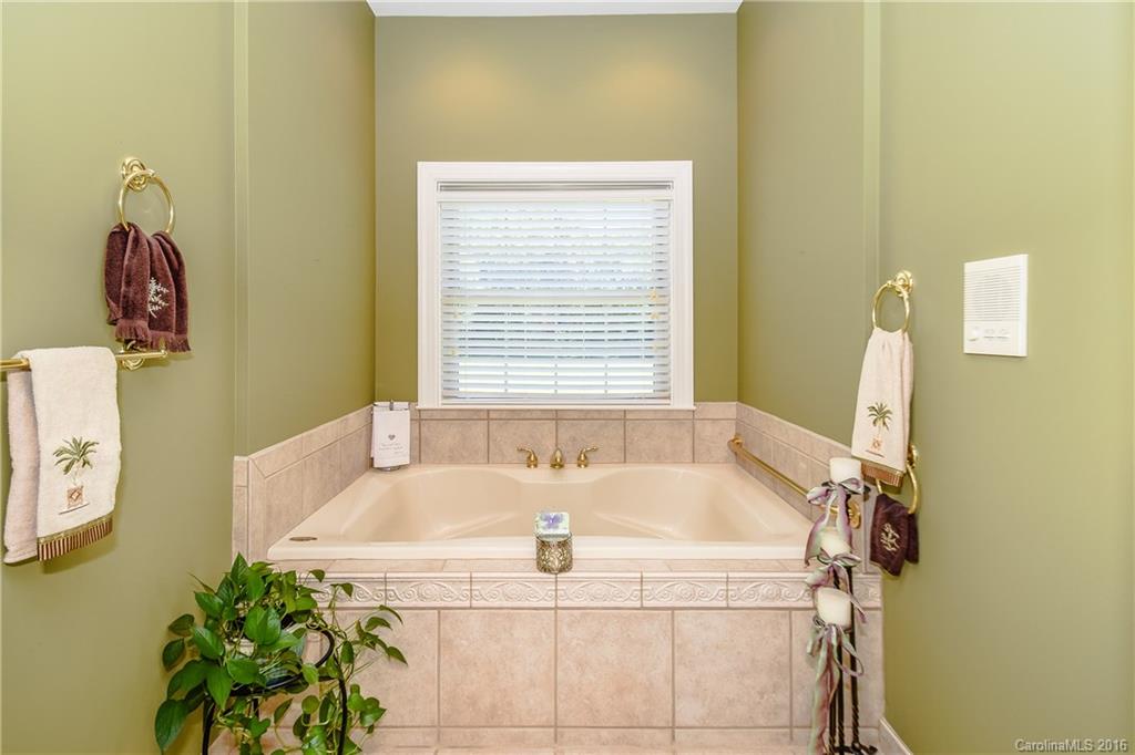 Chinkapin - Residential