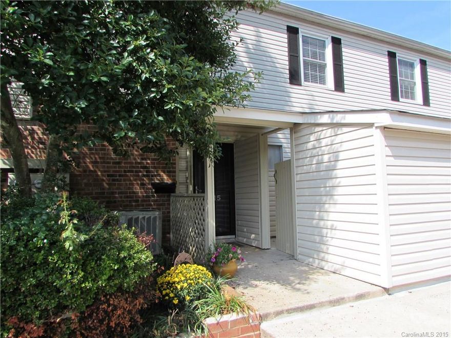 Location, Location, Location! This charming 3 bedroom, 2.5  baths  condominium within walking distance to the Harris Y, shopping and dining at South Park. Spacious living room with built in shelving. Dining room leading to covered porch and patio. Beverly Woods Elementary school is within walking distance.