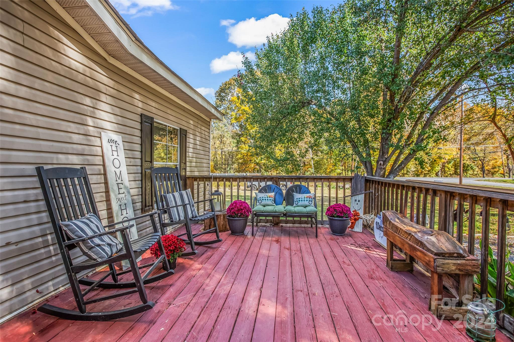 FOREST HILLS - Residential