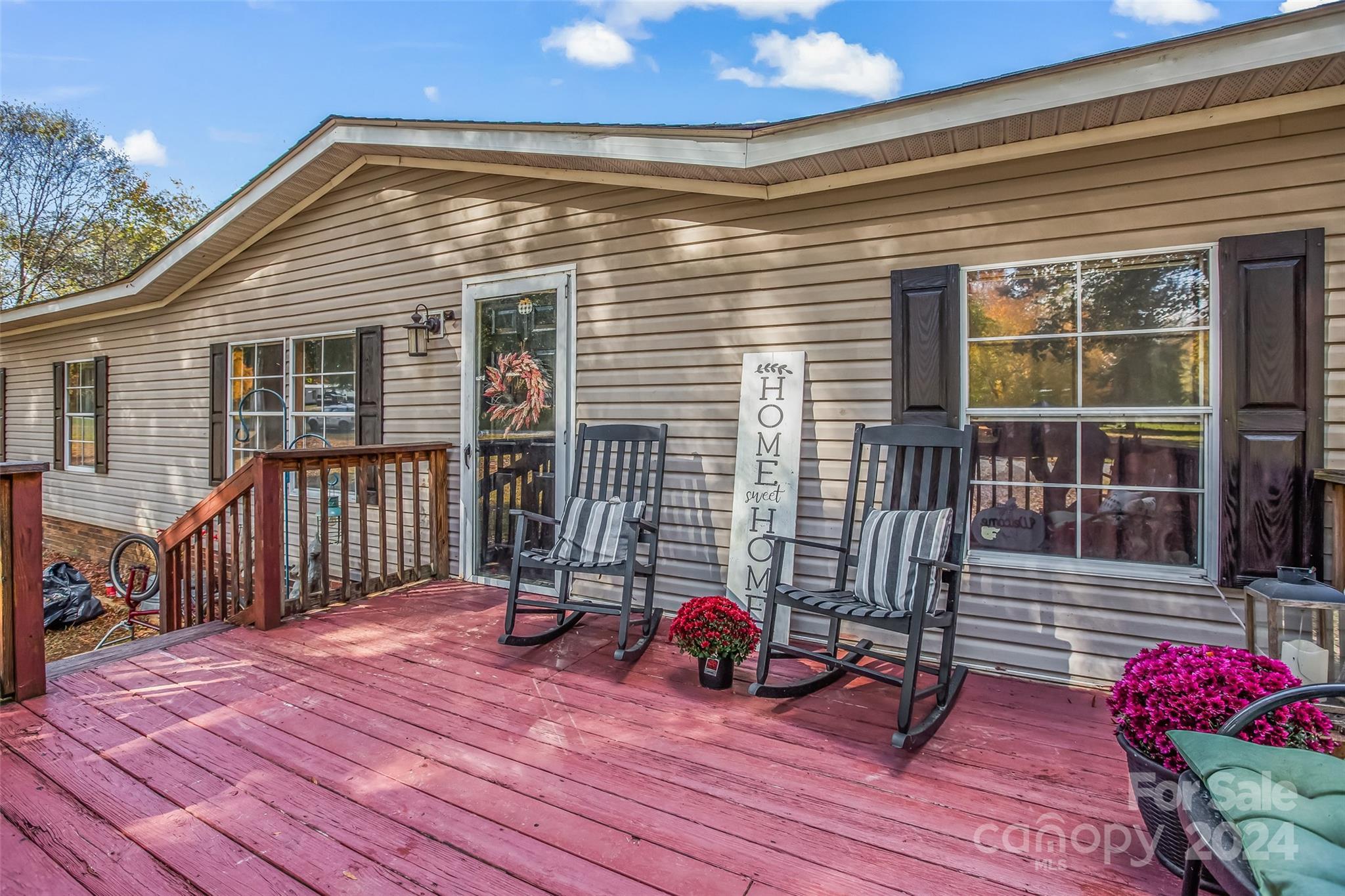 FOREST HILLS - Residential