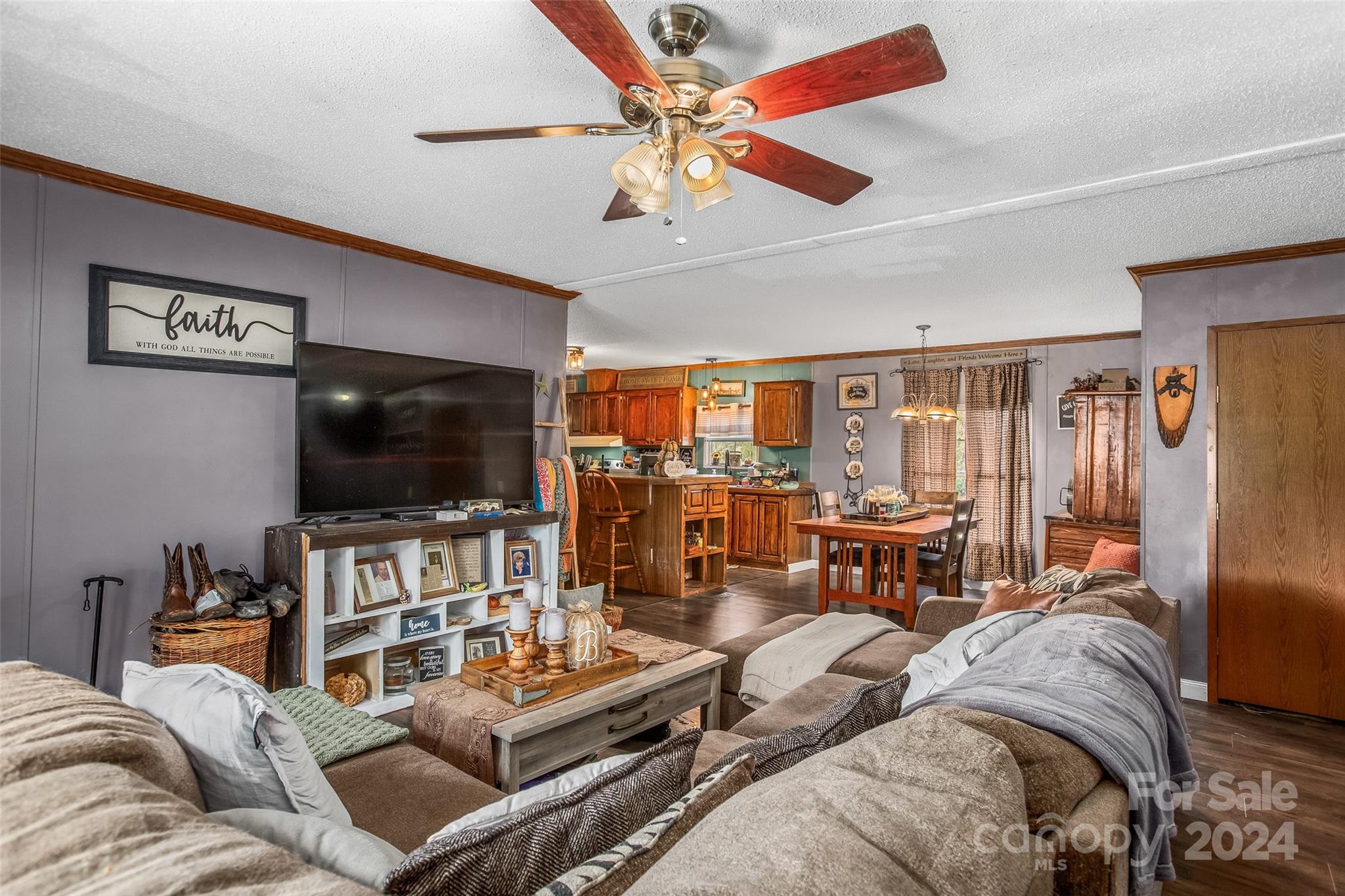 FOREST HILLS - Residential