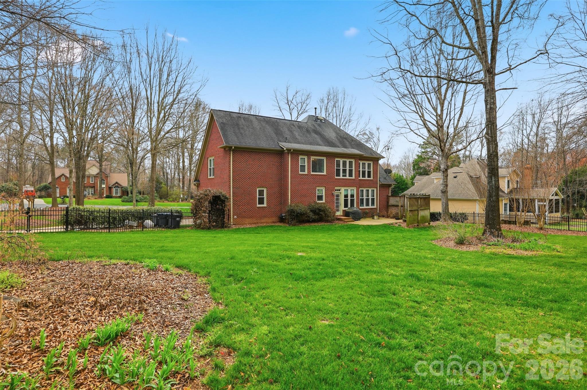 Weddington Woods - Residential