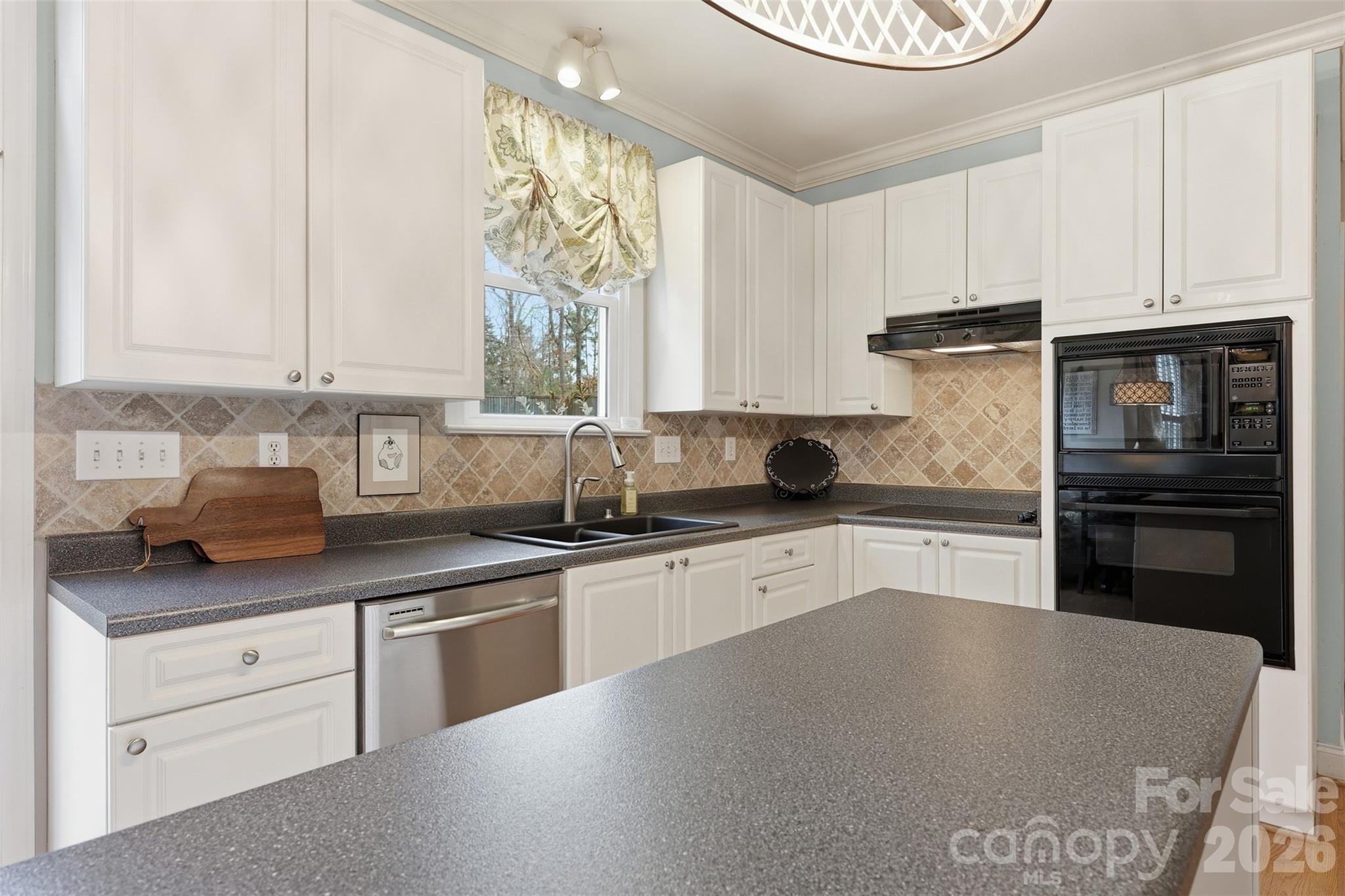 Weddington Woods - Residential