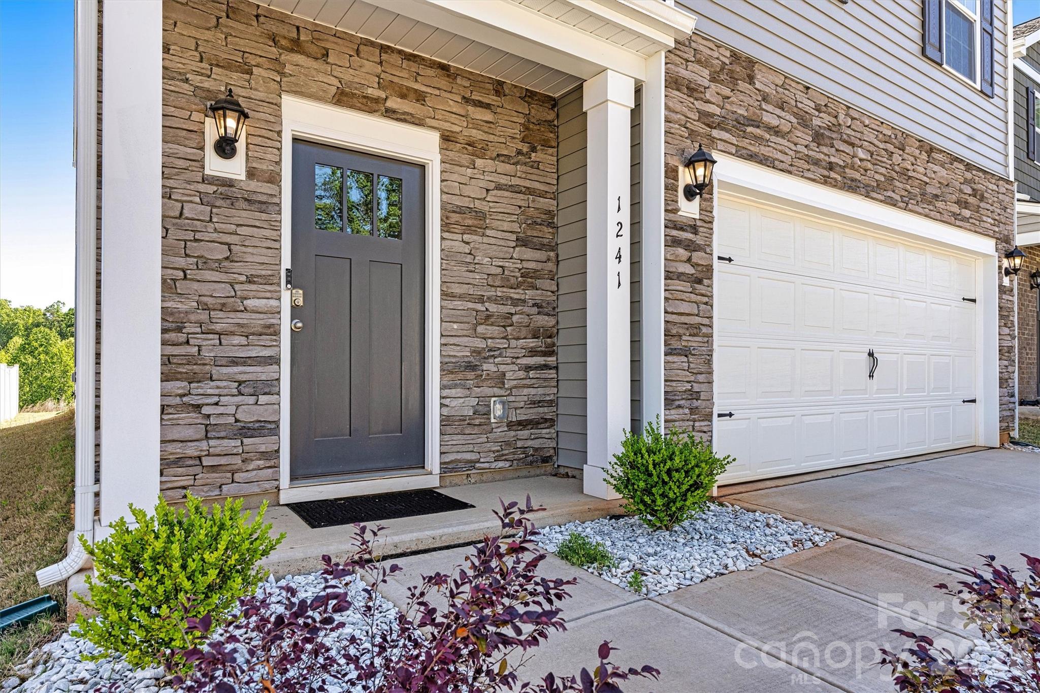 1241 37th Avenue Lane NE