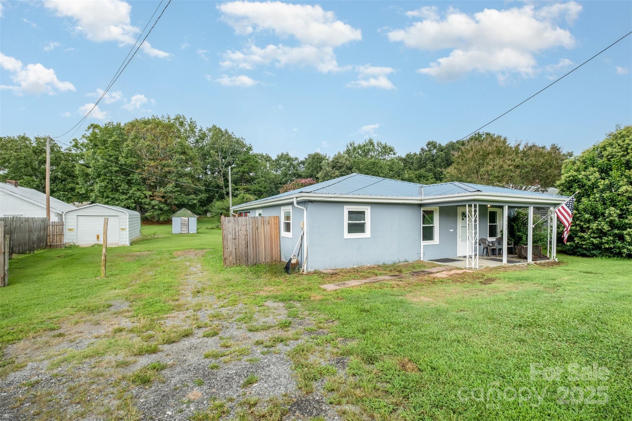 3948 Main Avenue Drive NW