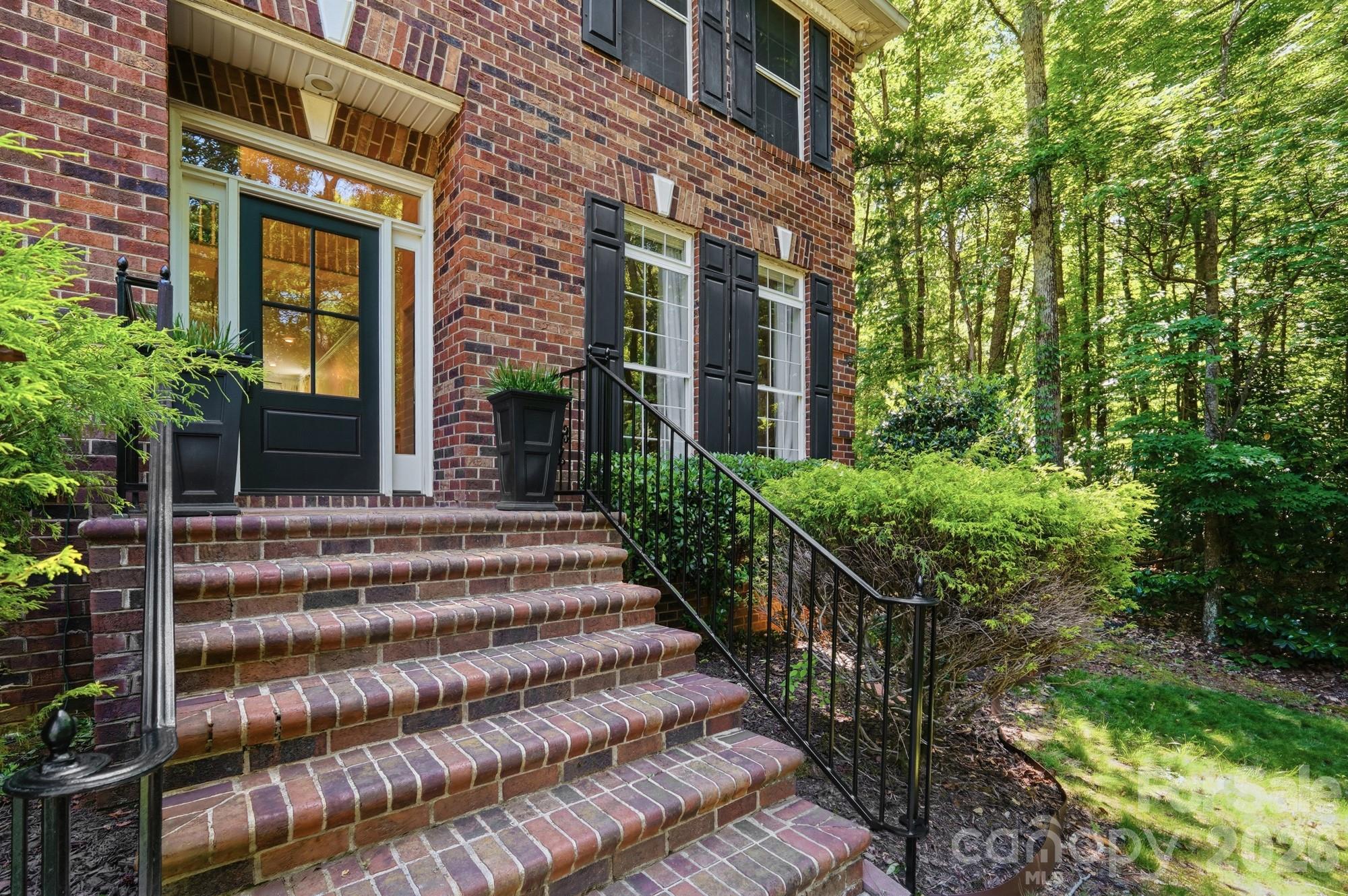 11915 Austin Court