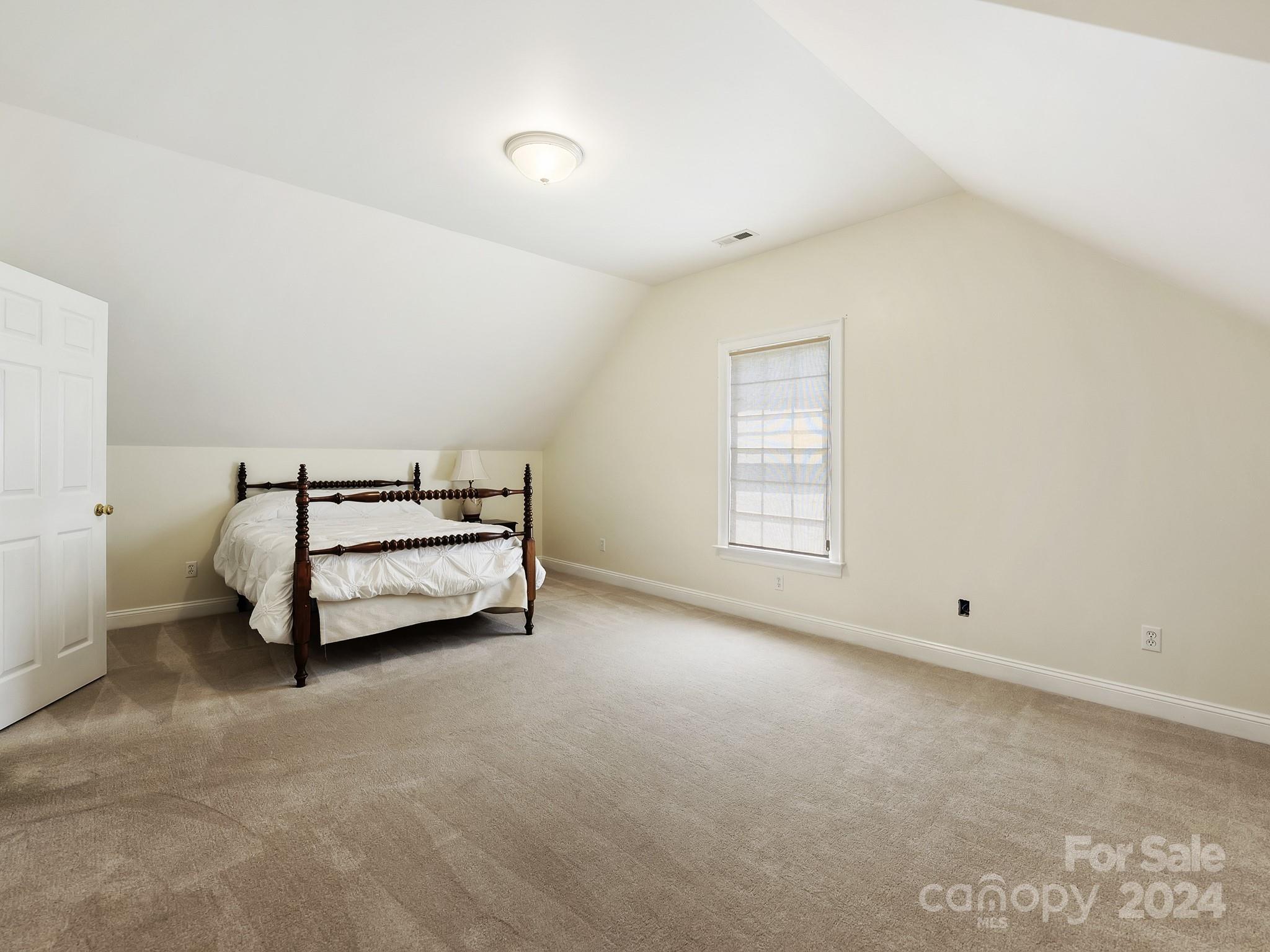 Ivy Woods - Residential