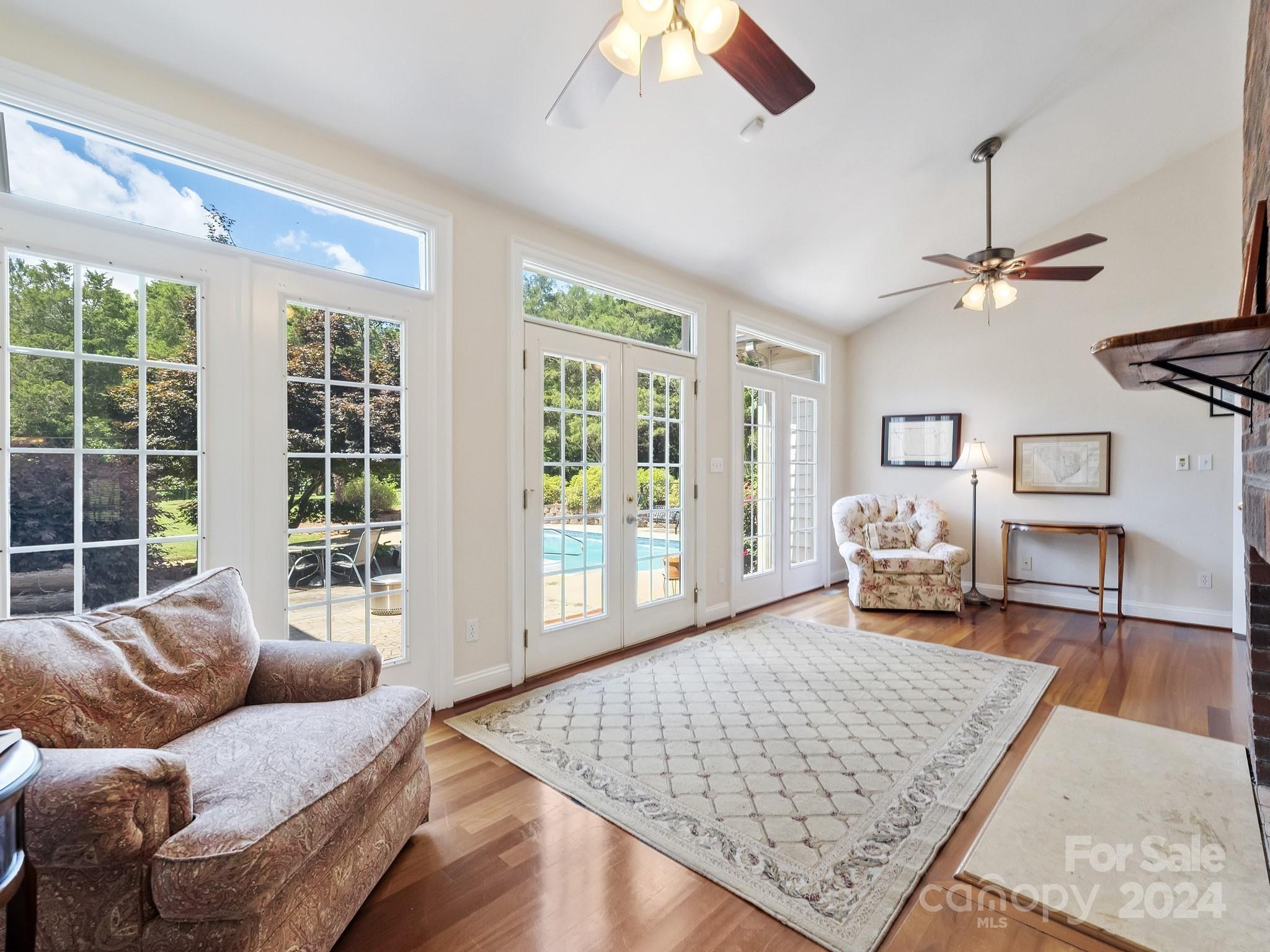 Ivy Woods - Residential