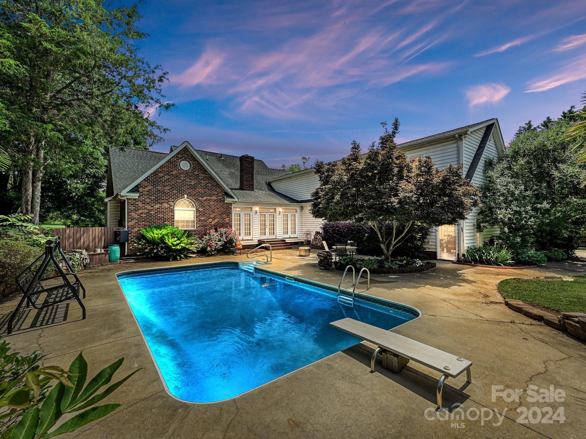 Ivy Woods - Residential