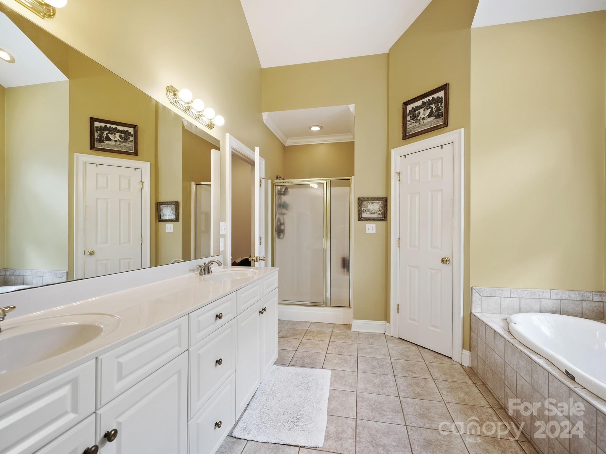 Ivy Woods - Residential