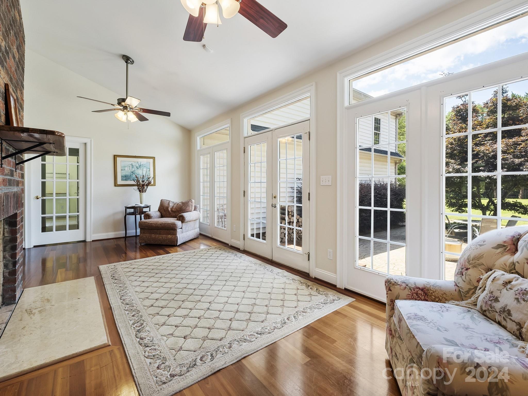 Ivy Woods - Residential