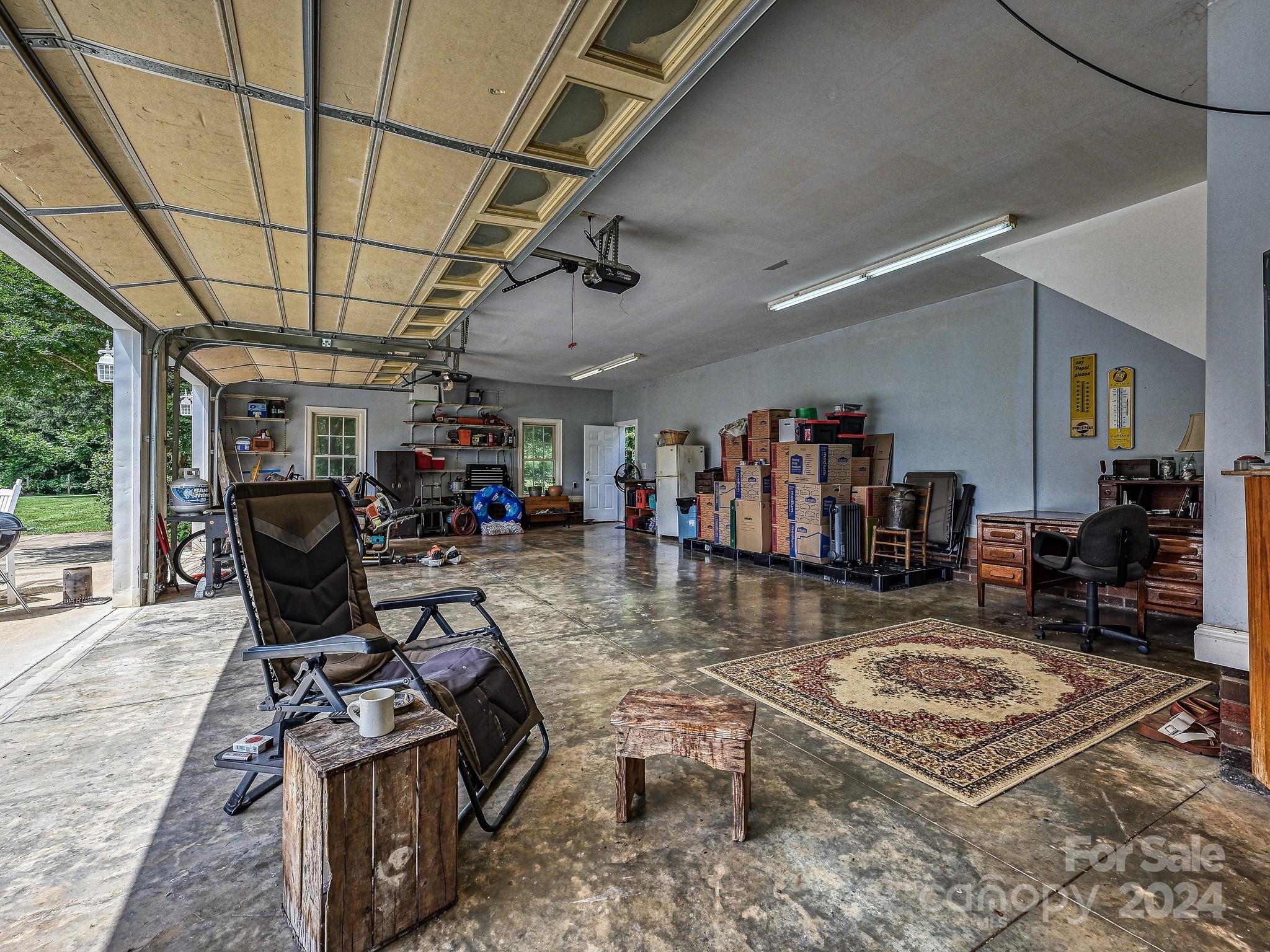 Ivy Woods - Residential