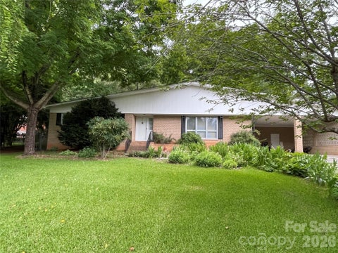 Photo of 3209 Greenwood Park Circle, Albemarle, NC 28001 (MLS # 4406124)