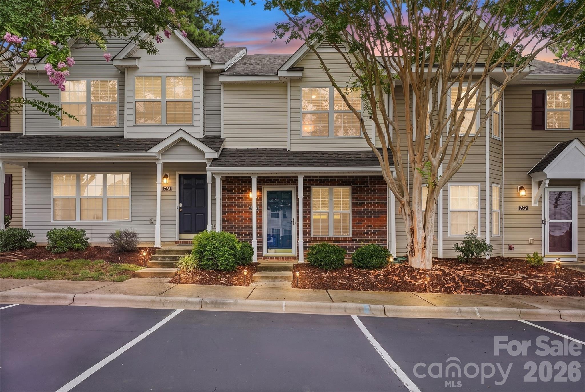 774 Rock Lake Glen
