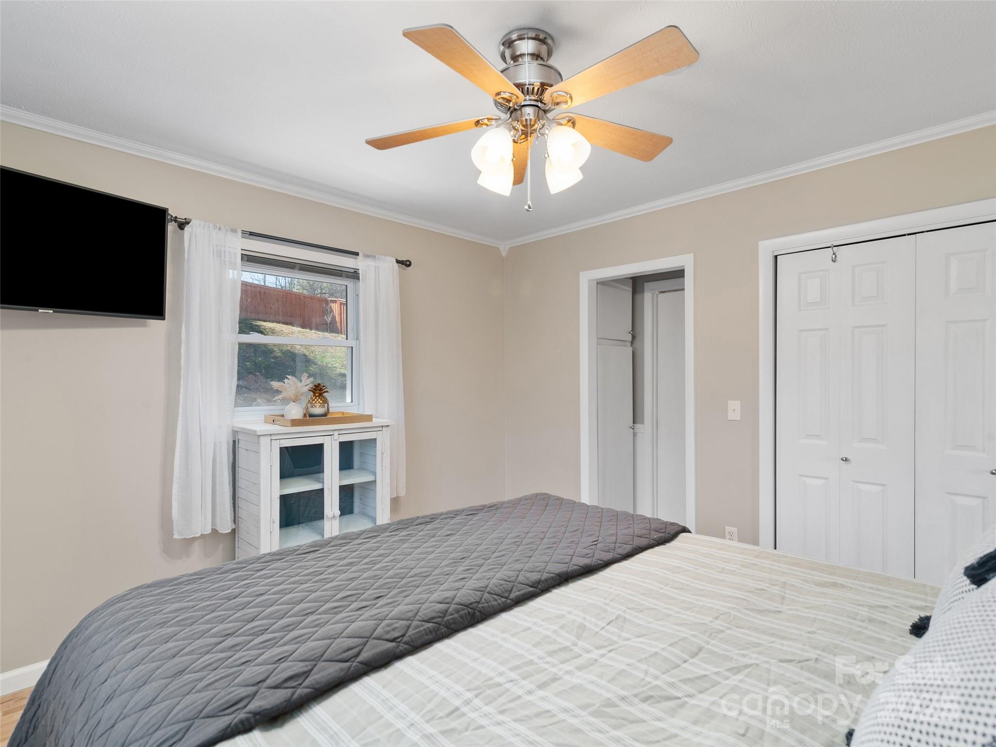 L & E Meadows - Residential