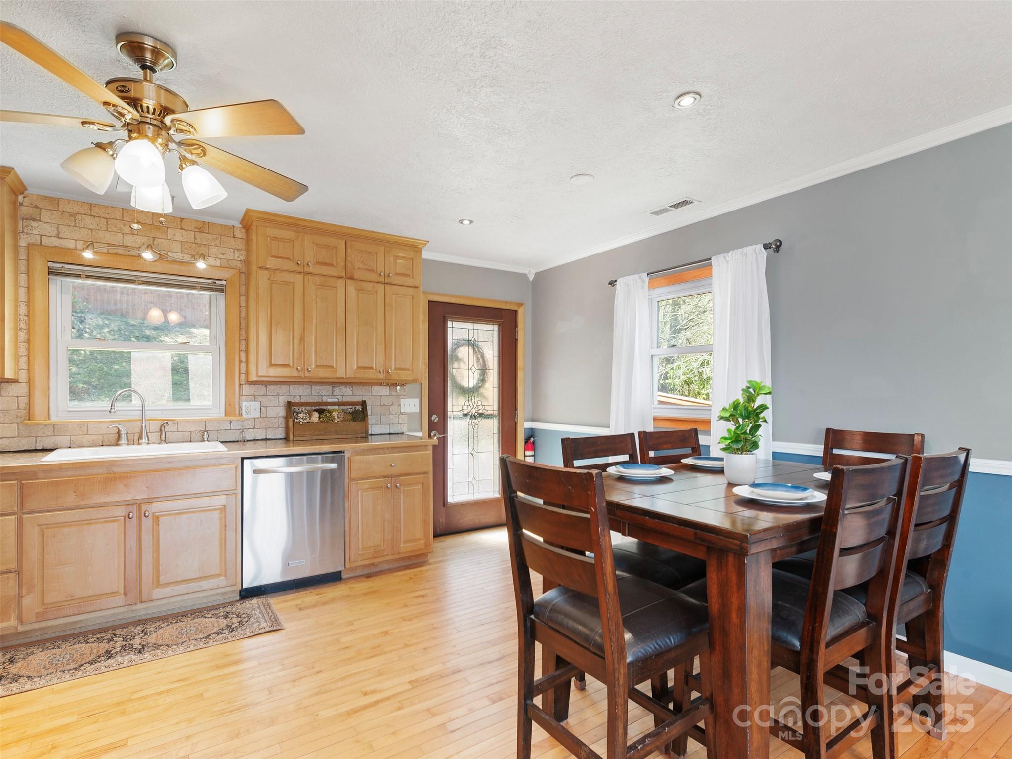 L & E Meadows - Residential