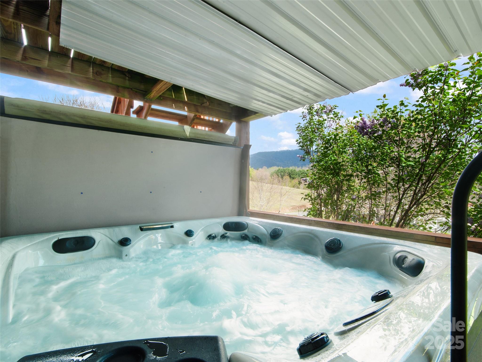 L & E Meadows - Residential