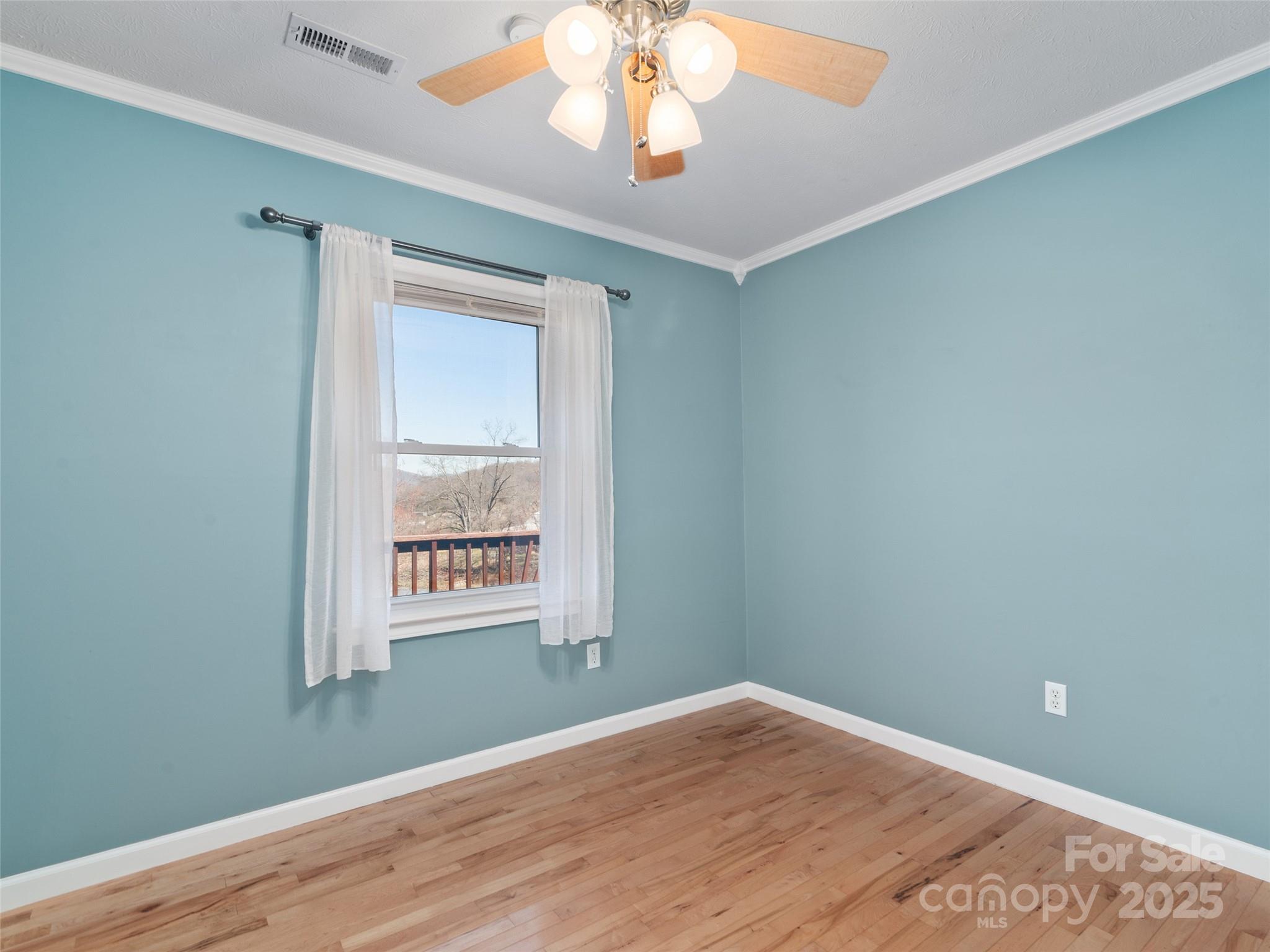 L & E Meadows - Residential