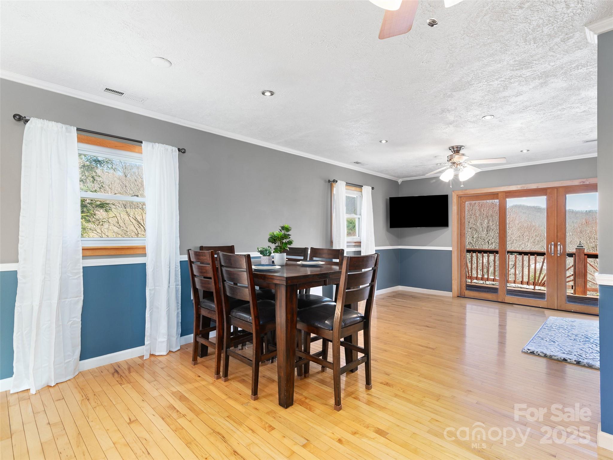 L & E Meadows - Residential