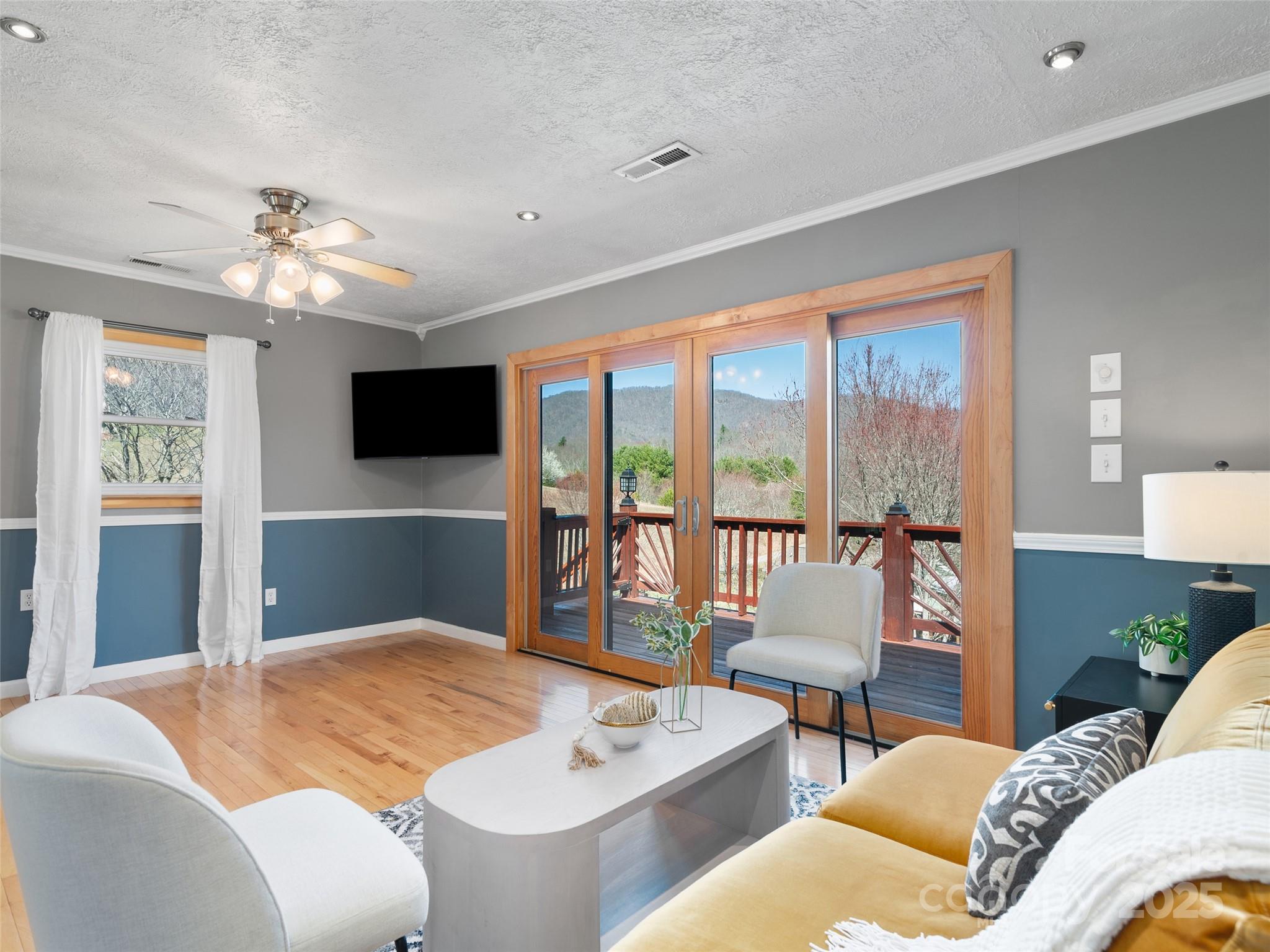 L & E Meadows - Residential