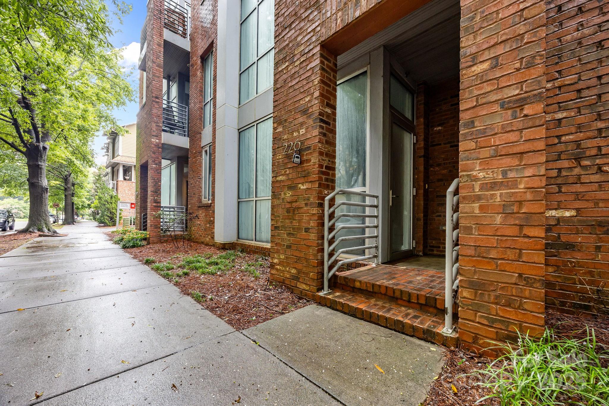 226 Magnolia Avenue