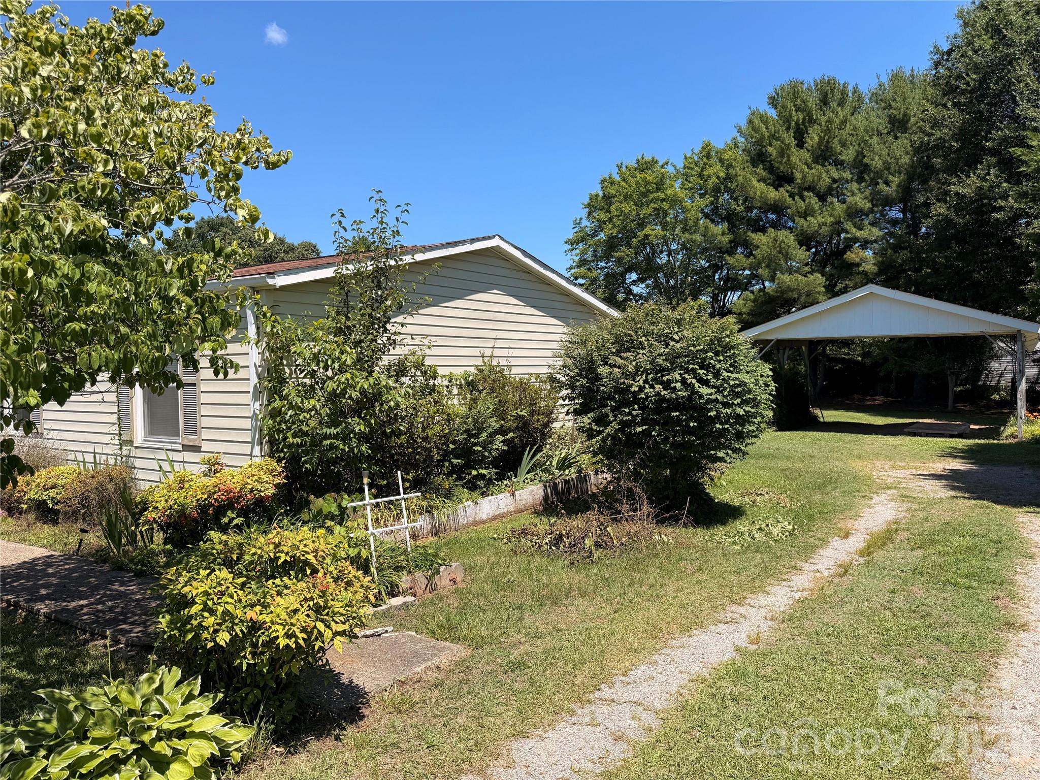 4248 Peachtree Lane