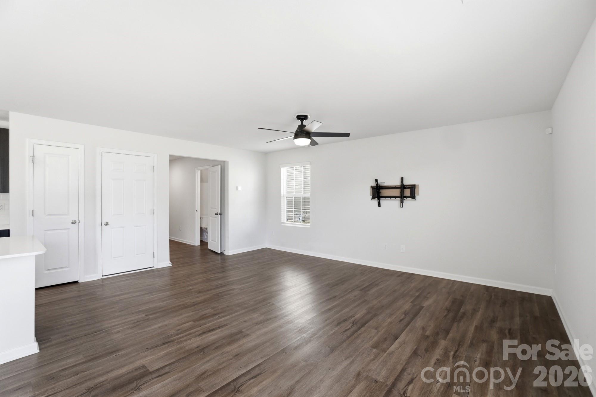 Veronica Springs - Residential