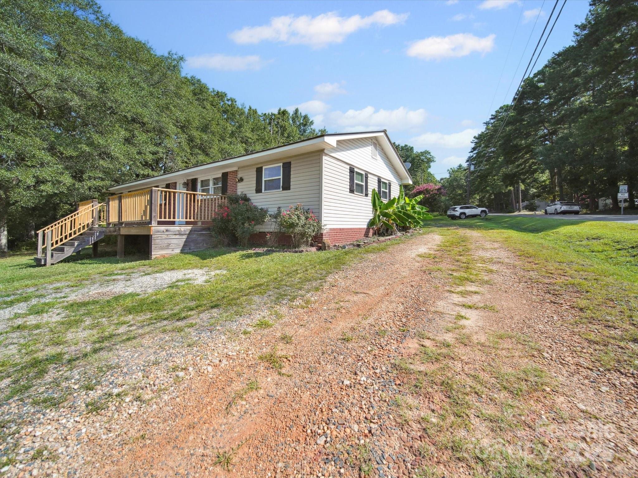 15 Woodland Drive