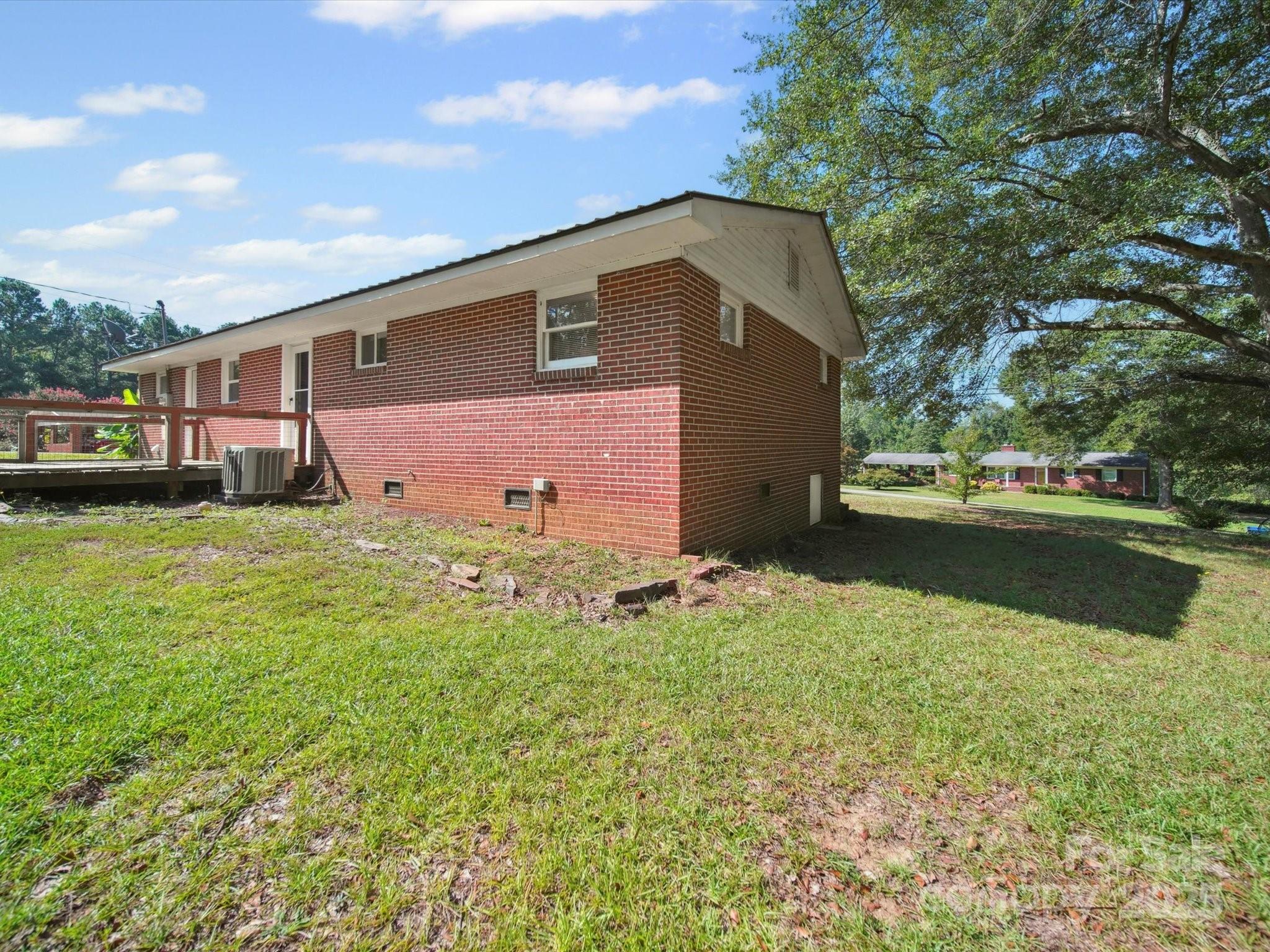 15 Woodland Drive