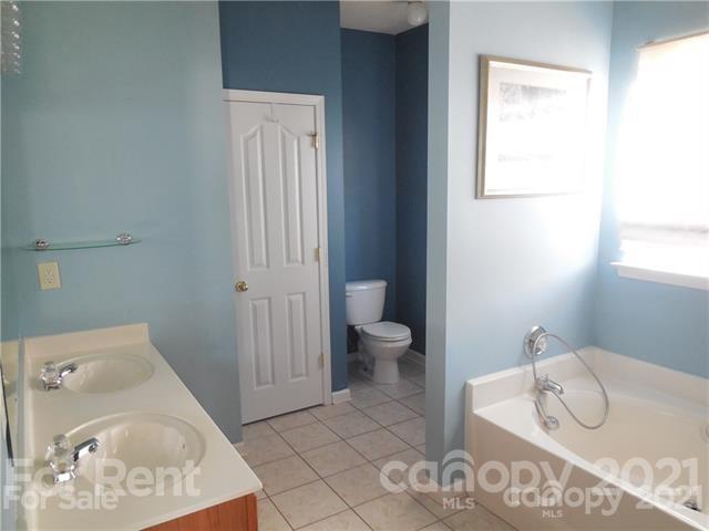 Ayrshire Glen - Residential Lease