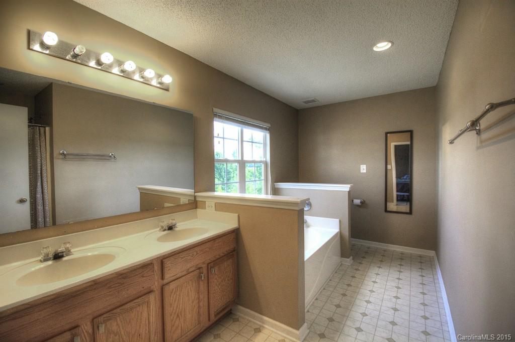 Arbor Ridge - Residential