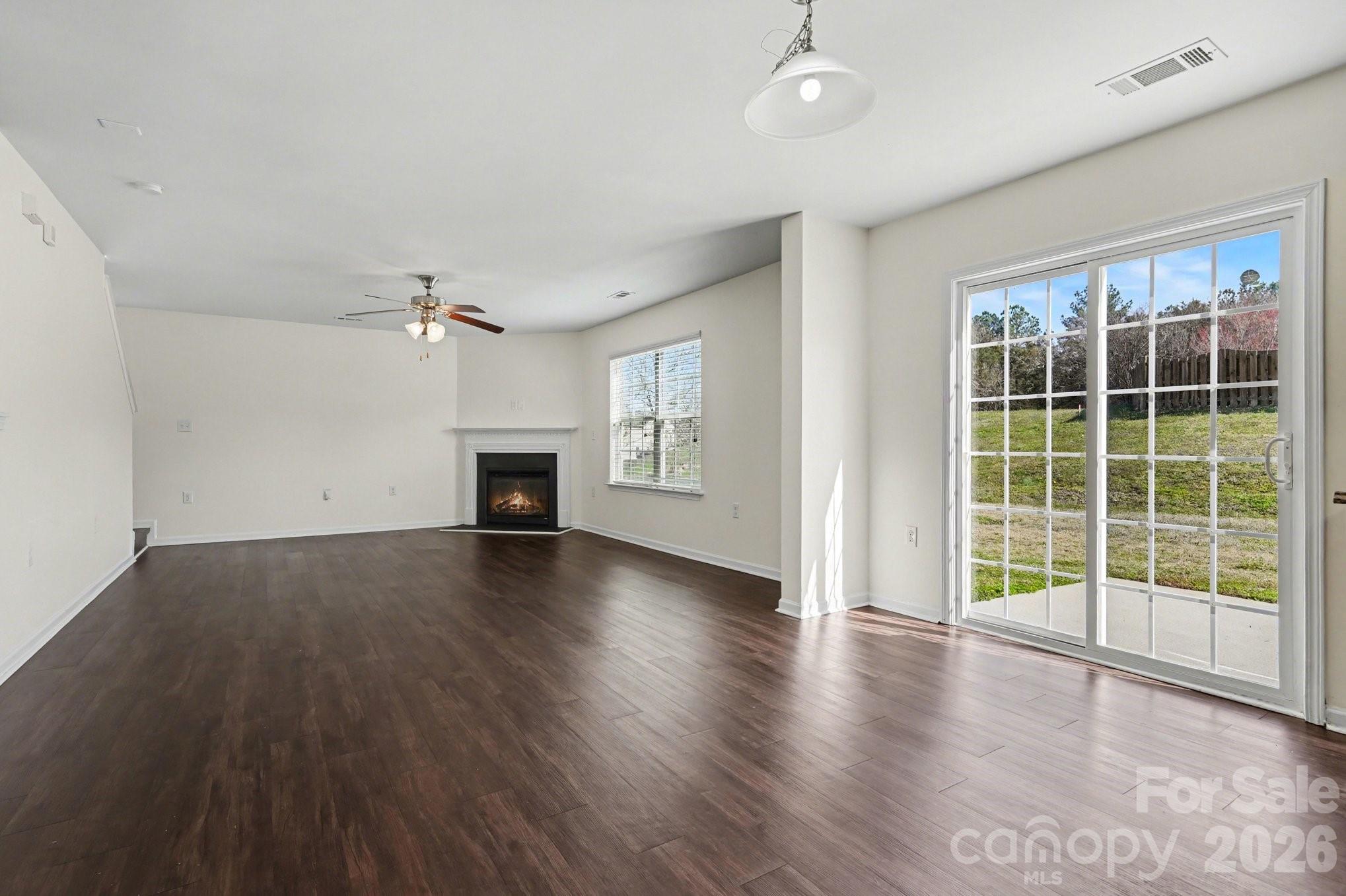 Waterlyn - Residential