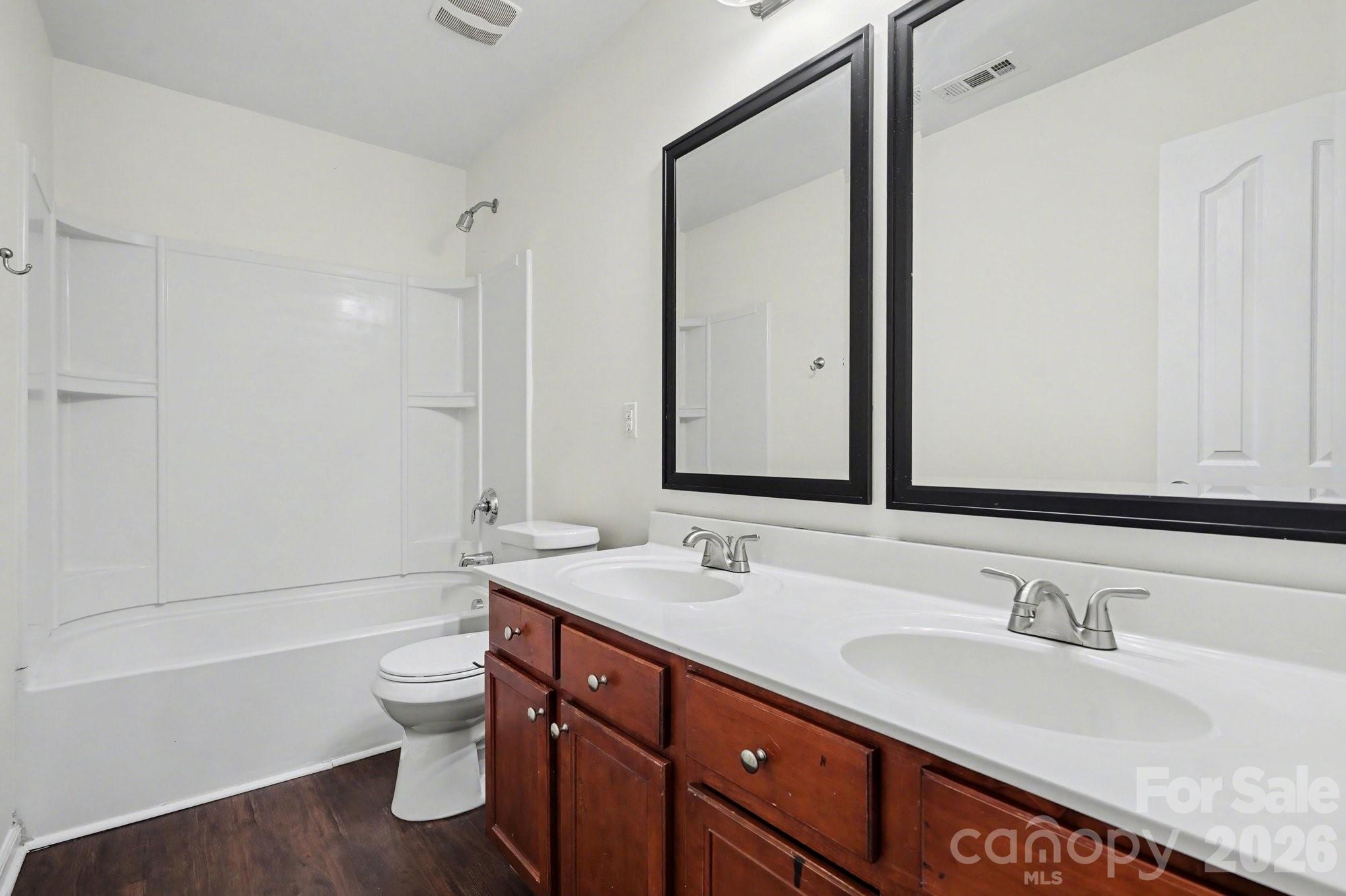 Waterlyn - Residential