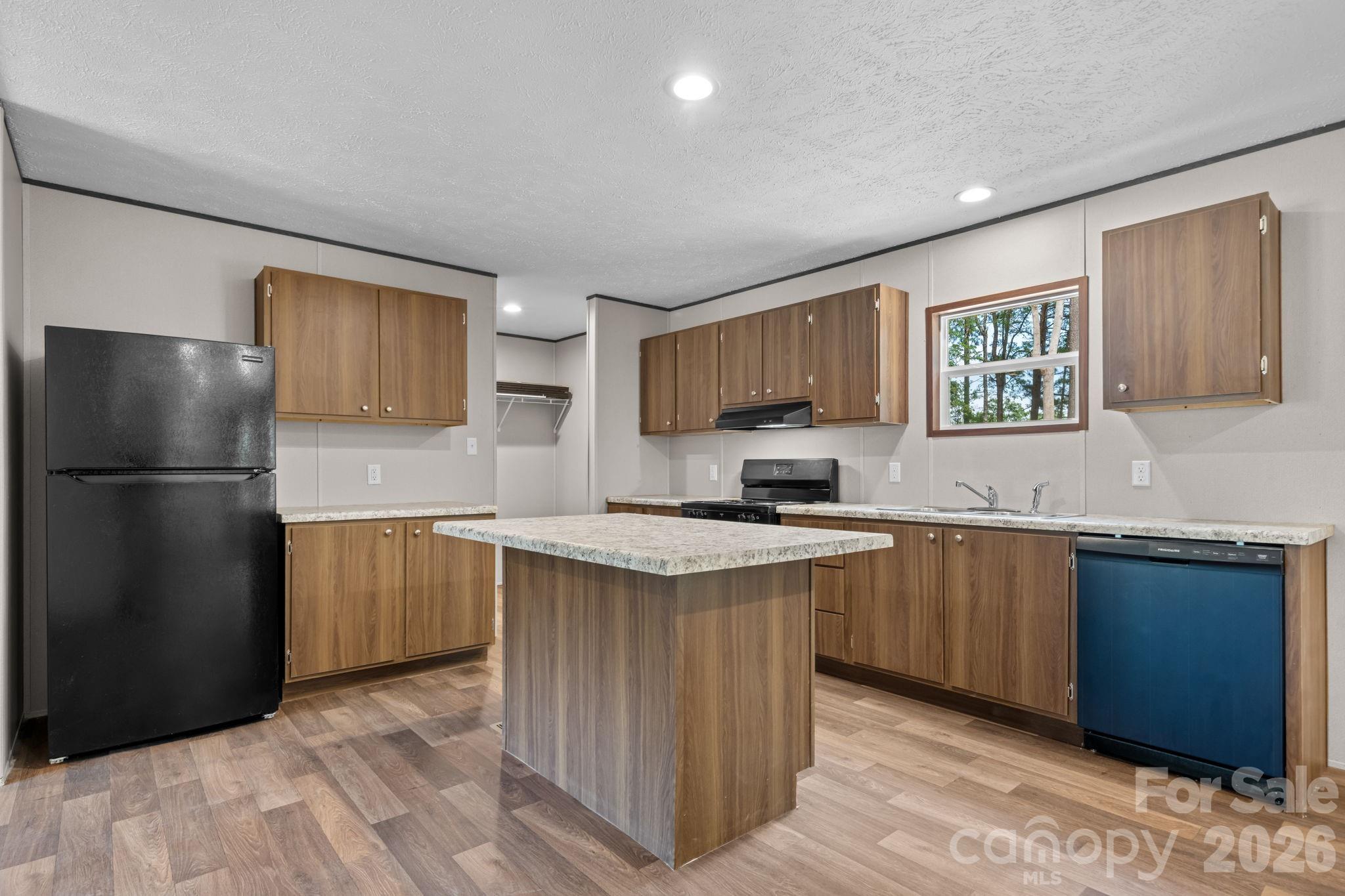 1331 Maiden Wood Circle