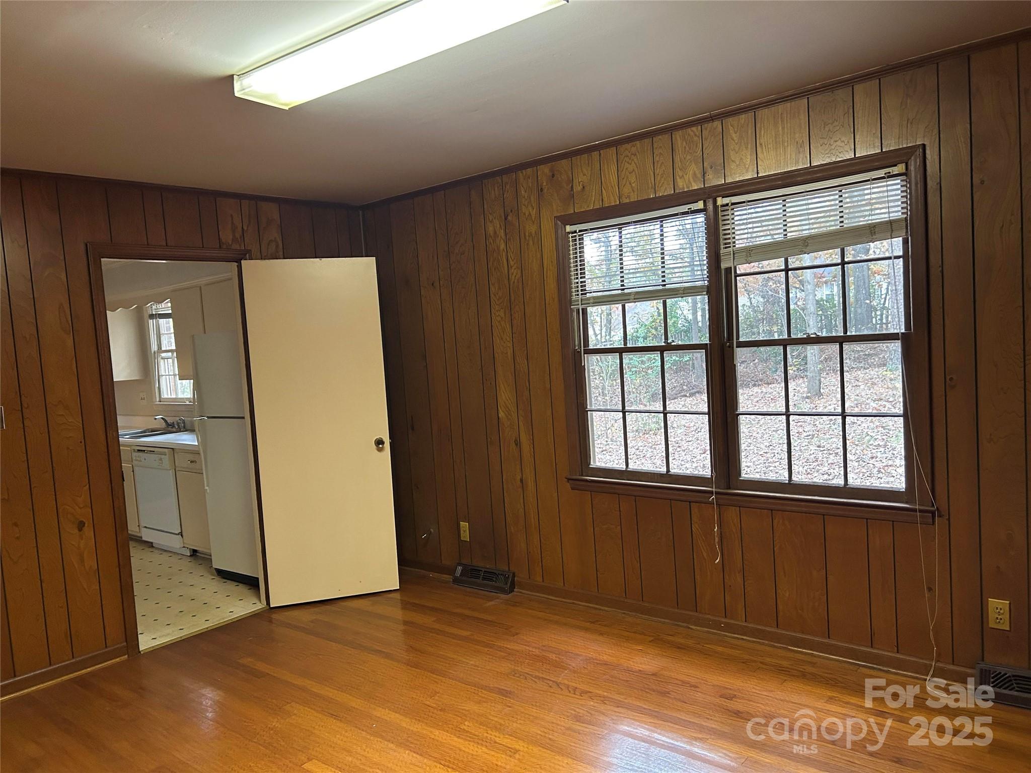 6230 Cross Creek Lane