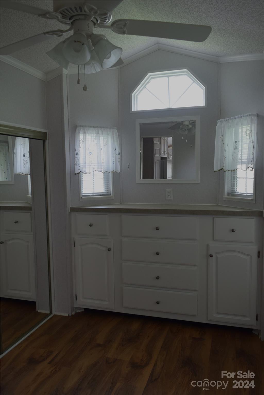 Dogwood Lakes - Residential