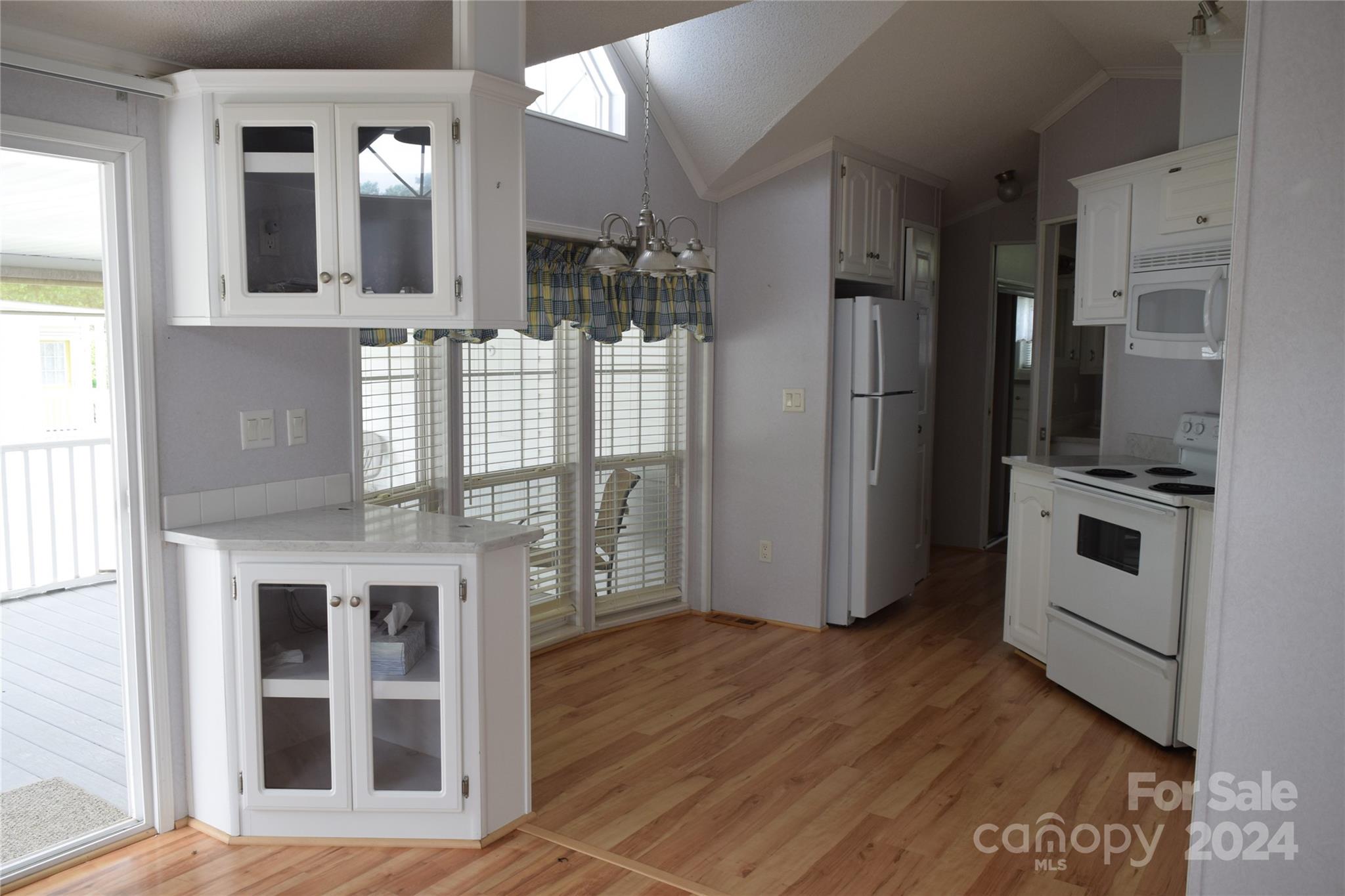 Dogwood Lakes - Residential