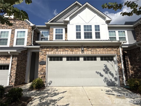 Photo of 5848 Clan Maclaine Drive, Charlotte, NC 28278 (MLS # 4424622)