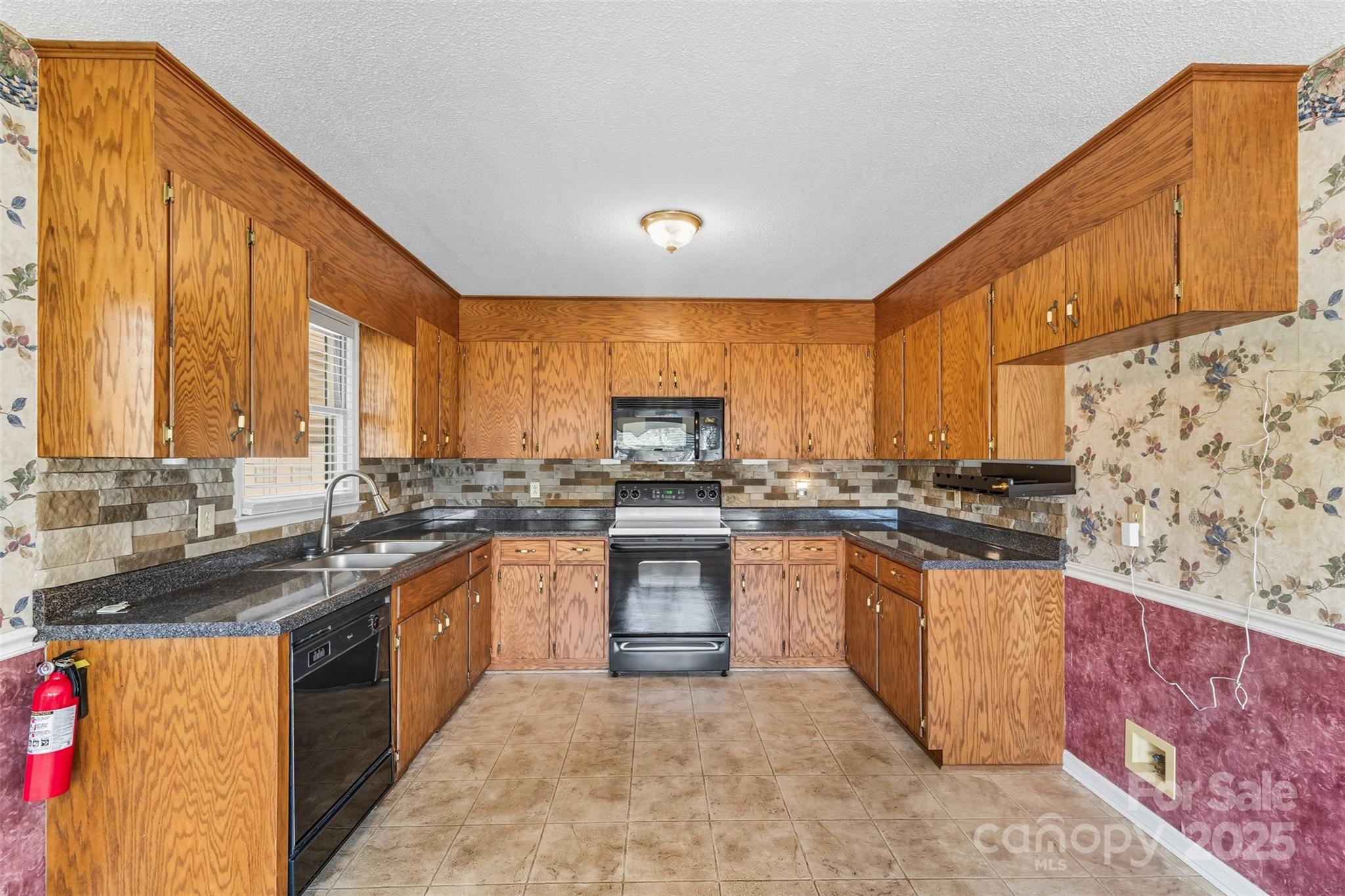 2282 White Pine Court