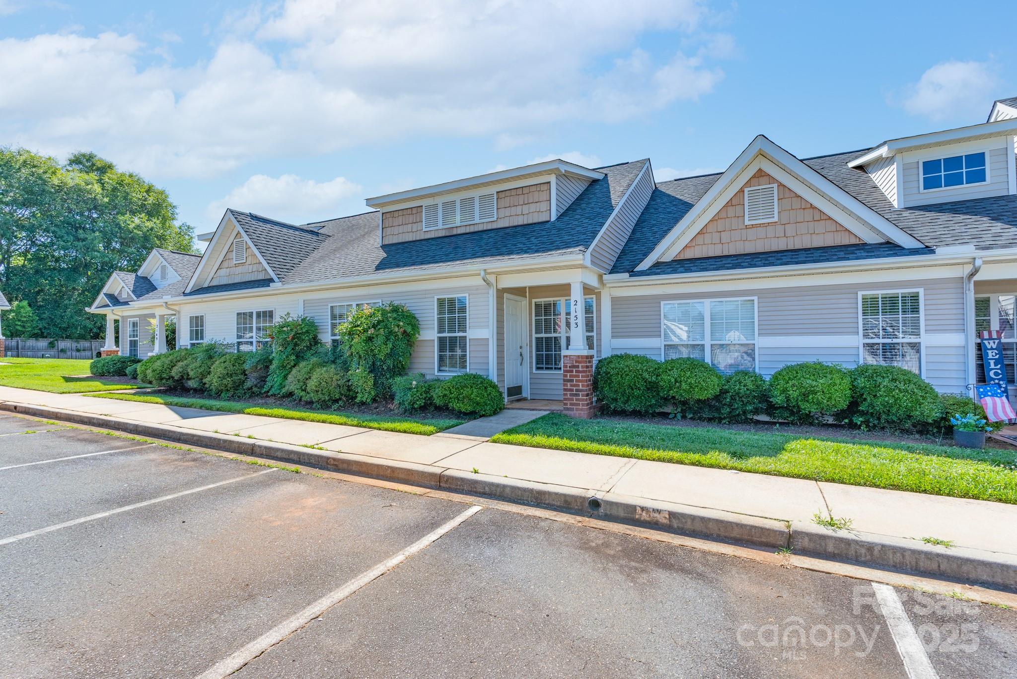 2153 Pavilion Court