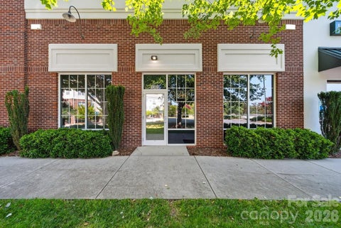 Photo of 1381 N Center Street, Hickory, NC 28601 (MLS # 4416709)