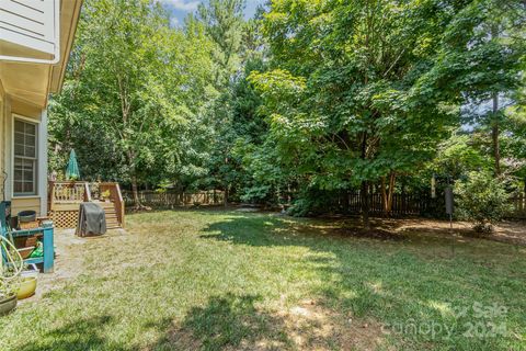 A home in Huntersville