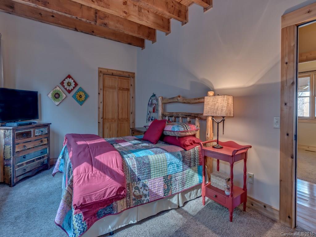 Rumbling Bald on Lake Lure - Residential